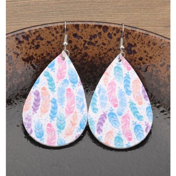 Feather Pattern Drop Earrings - Picture 3 of 3